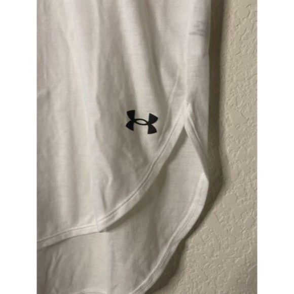 🔥 NWT Under Armour Heat Gear‎ Loose Fit Top | Size XS (Loose Fit) | Lightweight - Picture 2 of 7